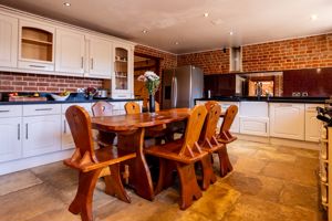 Kitchen- click for photo gallery